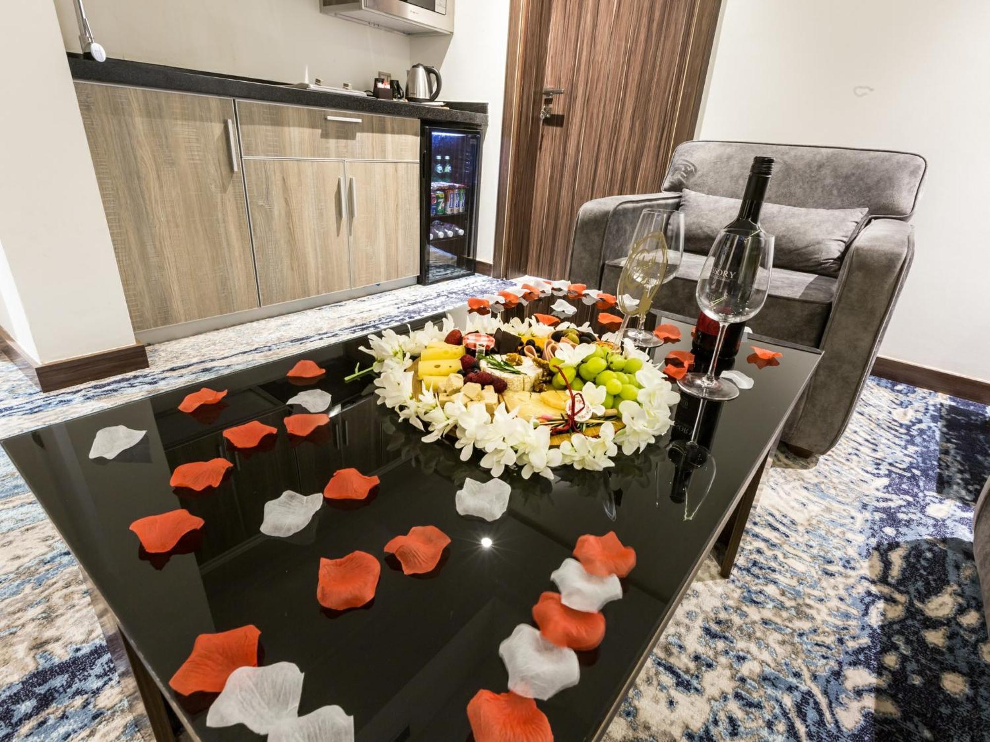 White Diamond Hotel Sari Джедда Экстерьер фото